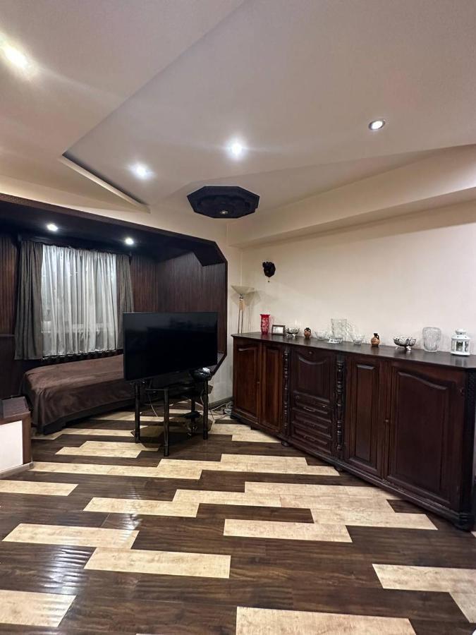Studio Apartment Little Center, Heart Of Erivan Dış mekan fotoğraf